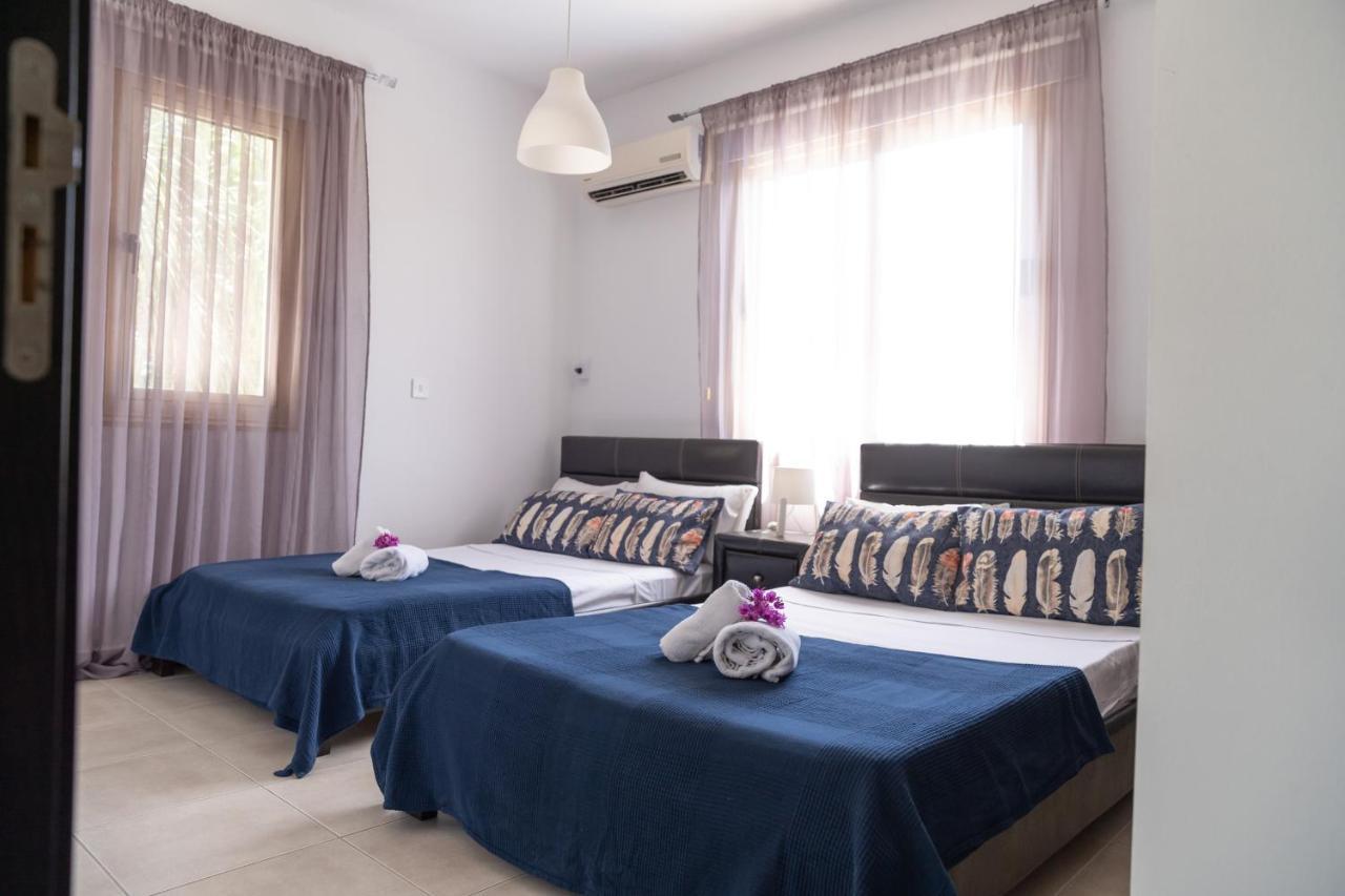 Palm Villa Ekaterina 4 Bdrm 帕拉利米尼 外观 照片